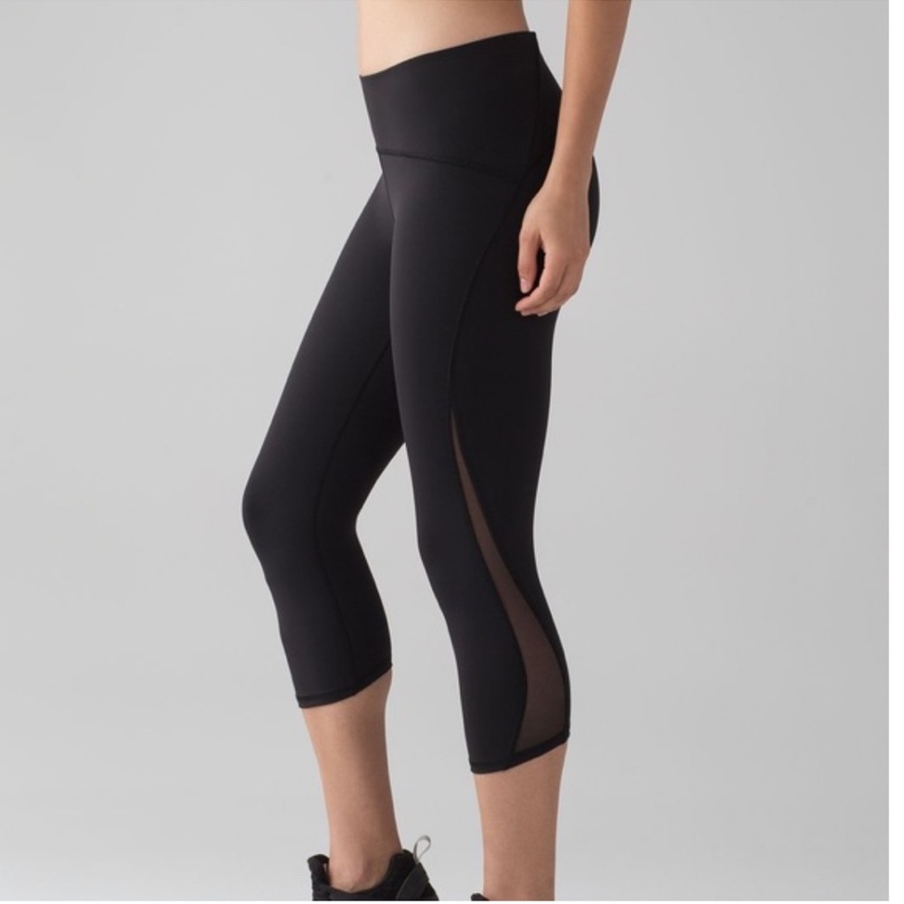 lululemon black crop leggings with mesh side panel